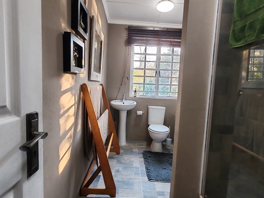 Commercial Property for Sale in Colleen Glen Eastern Cape